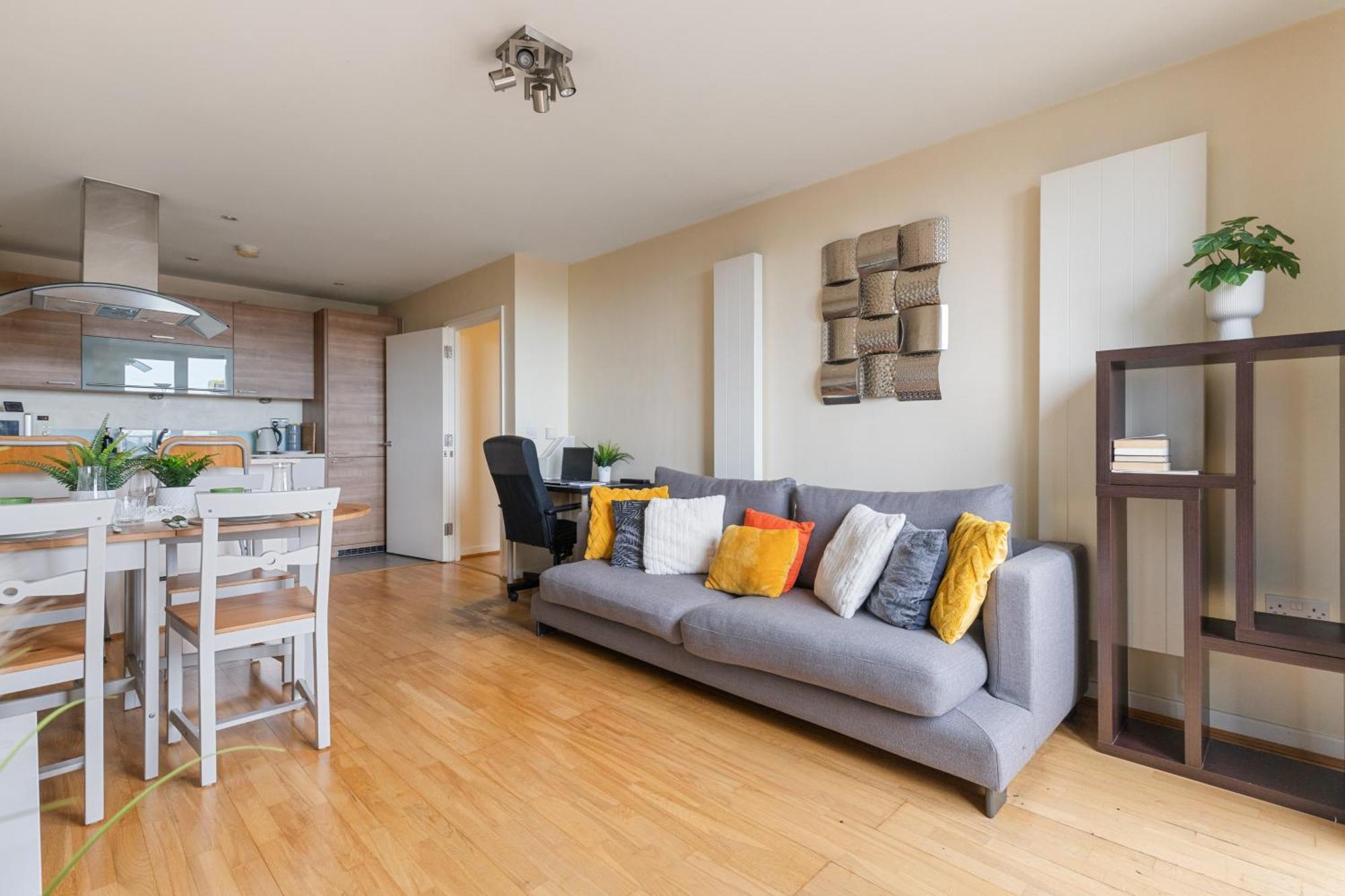 Stratford Skyview Apartment Лондон Екстер'єр фото