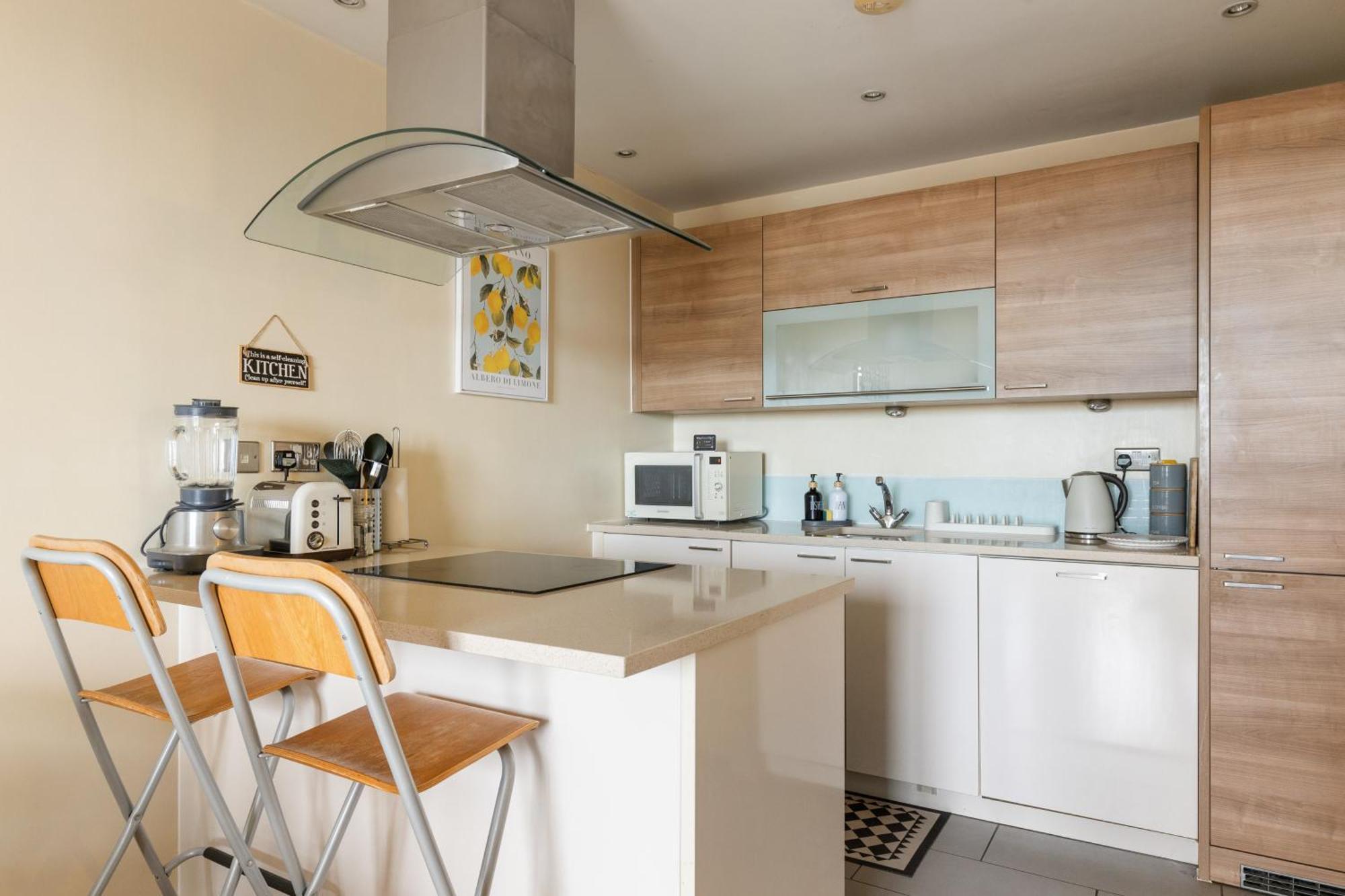 Stratford Skyview Apartment Лондон Екстер'єр фото