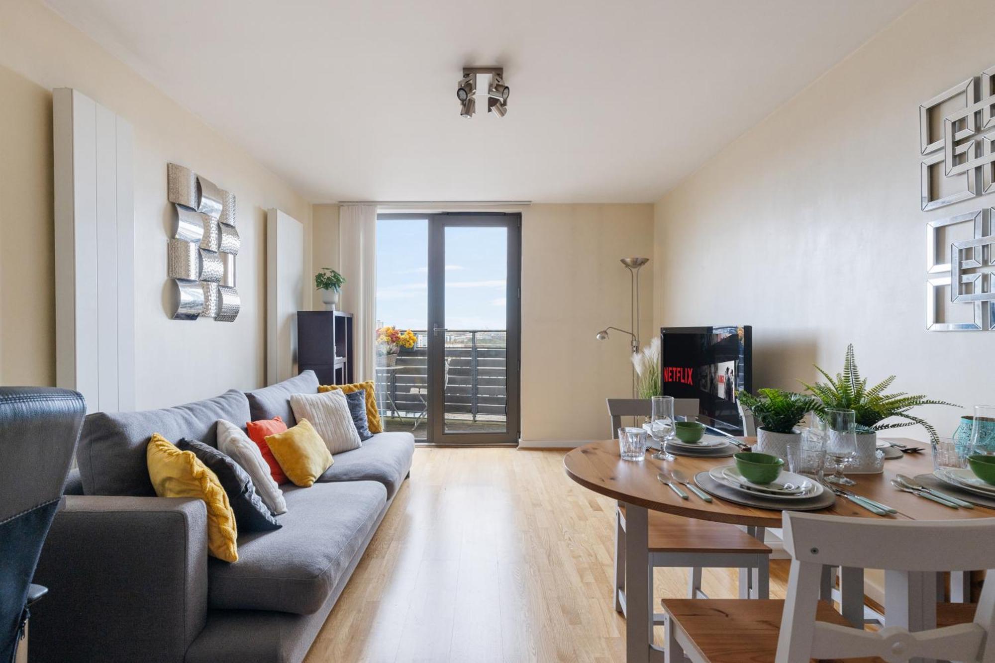 Stratford Skyview Apartment Лондон Екстер'єр фото